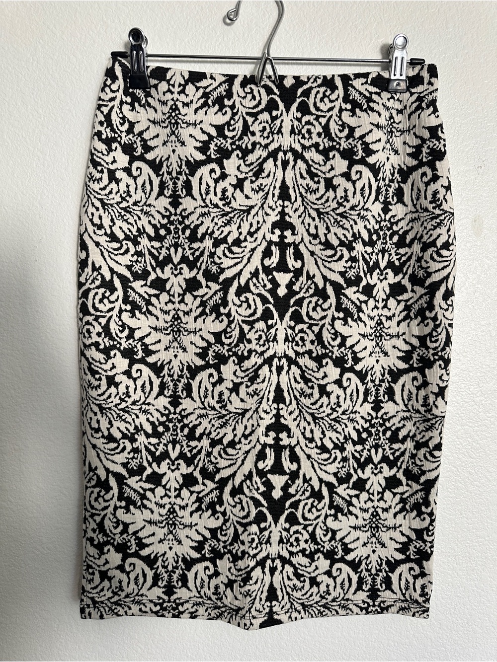 Mossimo Supply Co. Black & Cream Jacquard Pencil Skirt